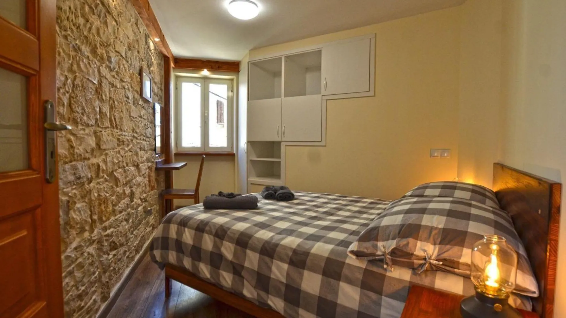 Urban And Upscale Homes Rovinj Old Town - Classic One Bedroom Apartment