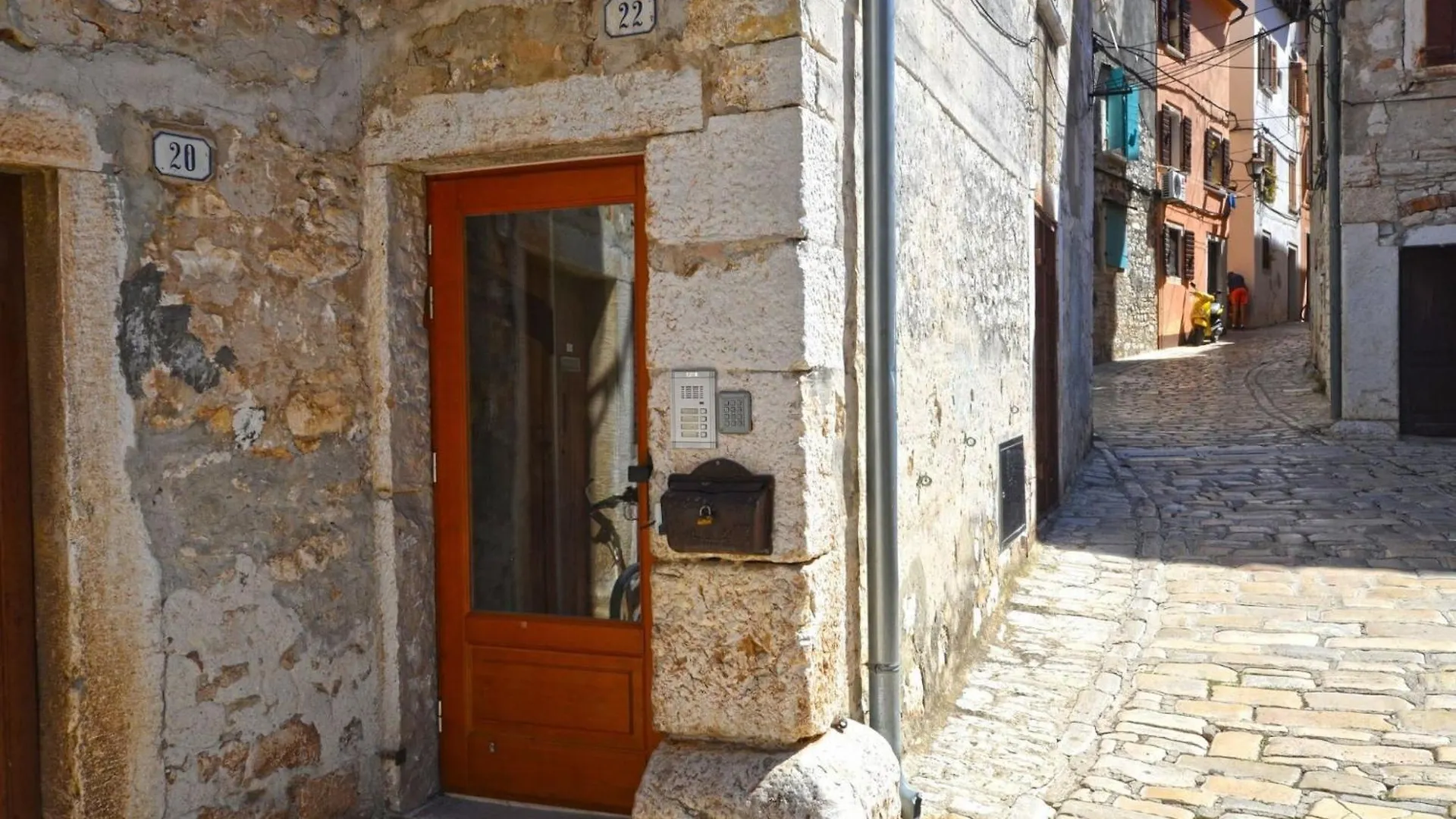 Urban And Upscale Homes Rovinj Old Town - Classic One Bedroom Apartment 0*,  Kroatië