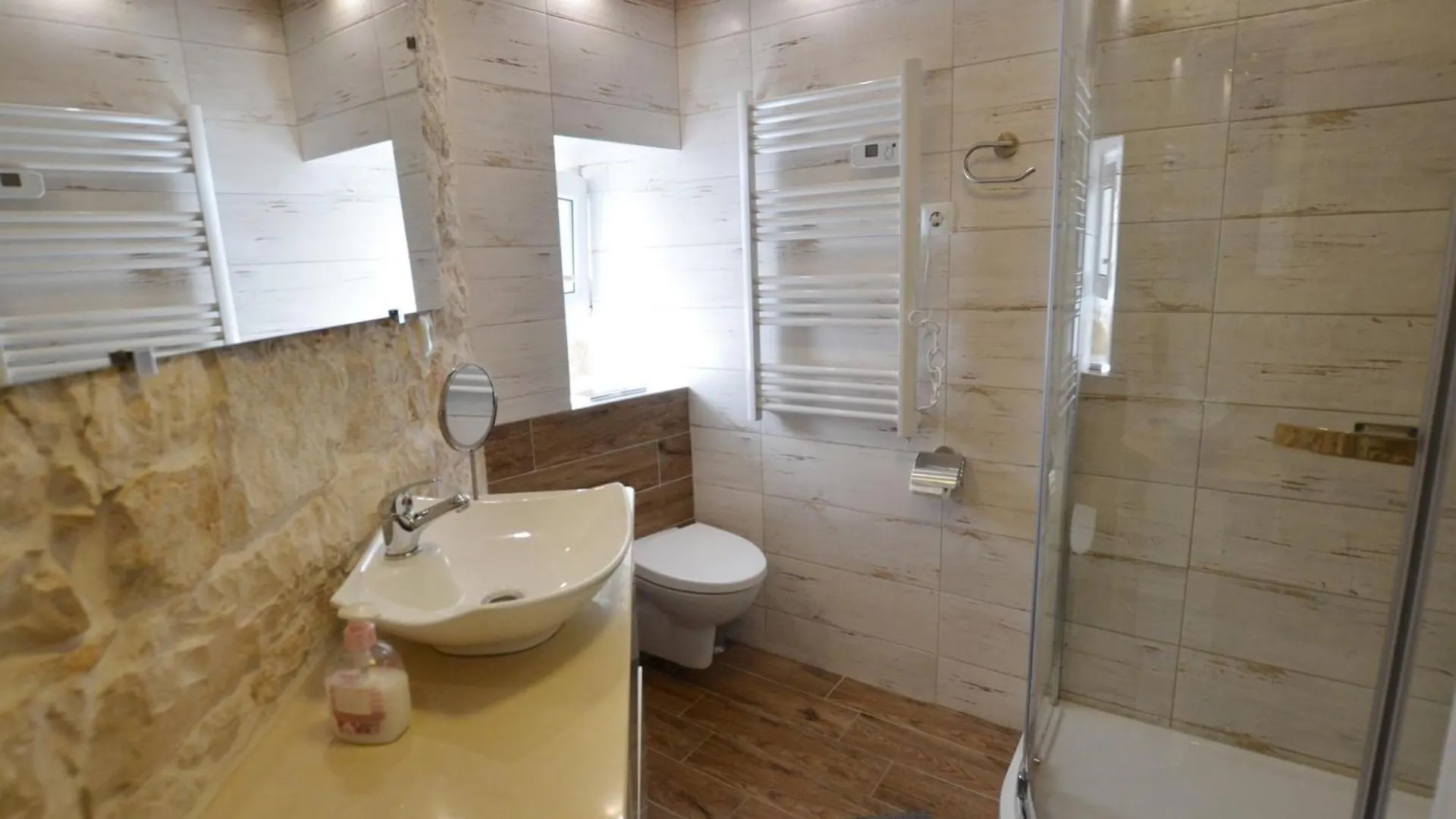 Urban And Upscale Homes Rovinj Old Town - Classic One Bedroom Apartment